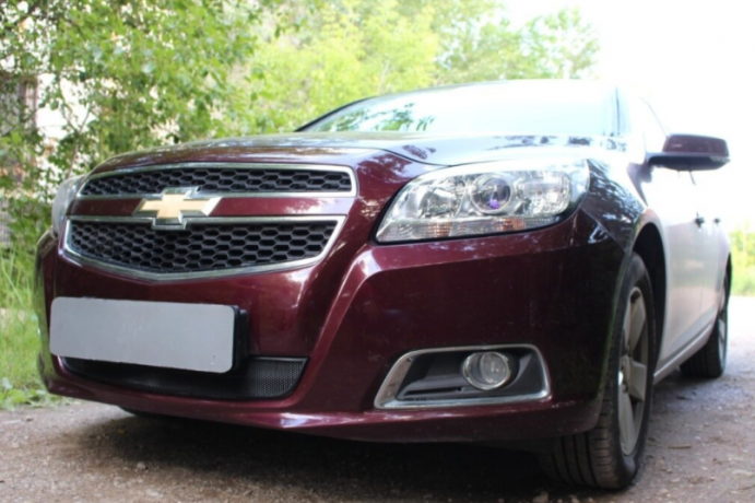 Защита радиатора "Standart" Chevrolet Malibu (2012-2015) чёрная купить недорого с доставкой в Чита