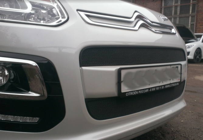 Защита радиатора "Standart" Citroen C3 Picasso (2012-2016) чёрная купить недорого с доставкой в Чита
