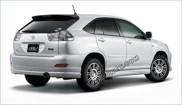 Накладка на задний бампер "Aura" Toyota Harrier (30) купить недорого с доставкой в Чита