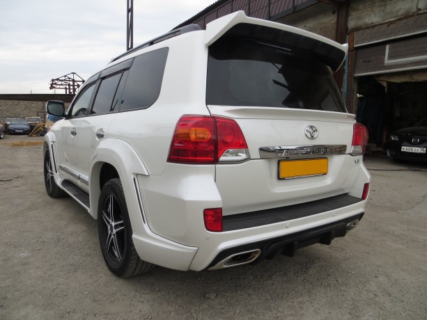 Аэродинамический обвес "Wald Black Bison" Toyota Land Cruiser 200 купить недорого с доставкой в Чита